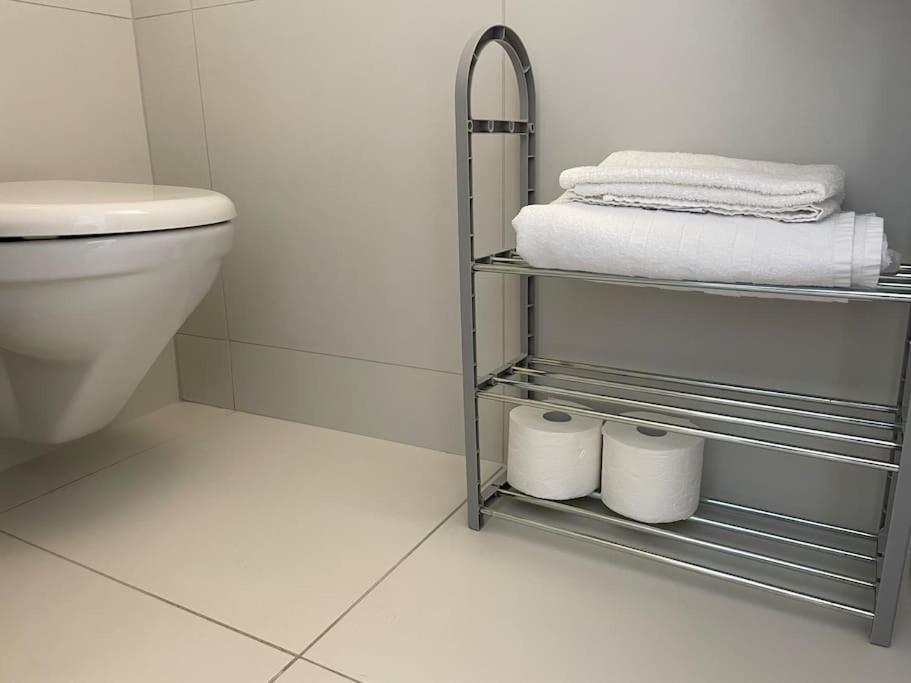 Studio Proche De La Gare ! Apartment Lausanne Bagian luar foto