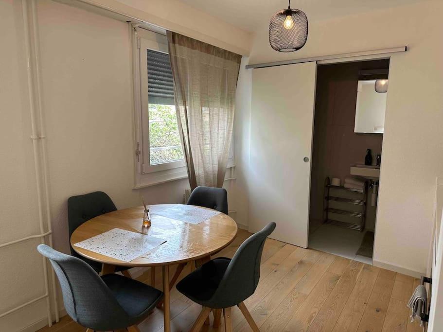 Studio Proche De La Gare ! Apartment Lausanne Bagian luar foto